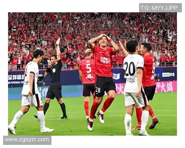 成都蓉城已从上港挖走大牌金靴外援！曾在巴西联赛踢肯定主力，具有归化入籍条件